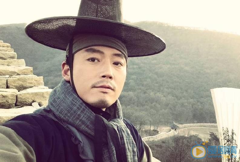 张赫自拍照 张赫高清写真_张赫高清剧照