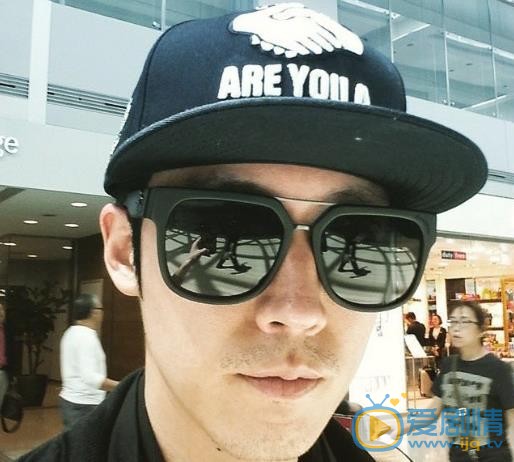 张赫自拍照 张赫高清写真_张赫高清剧照