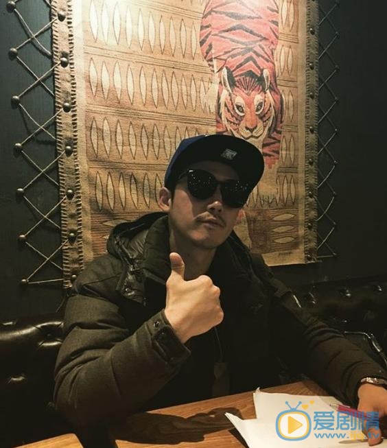 张赫生活照 张赫高清写真_张赫高清剧照