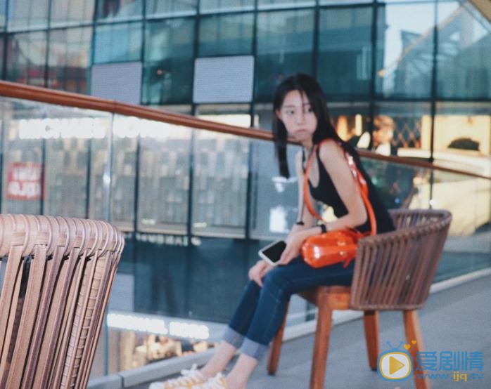 臧纯萱街拍写真 臧纯萱高清写真_臧纯萱高清剧照