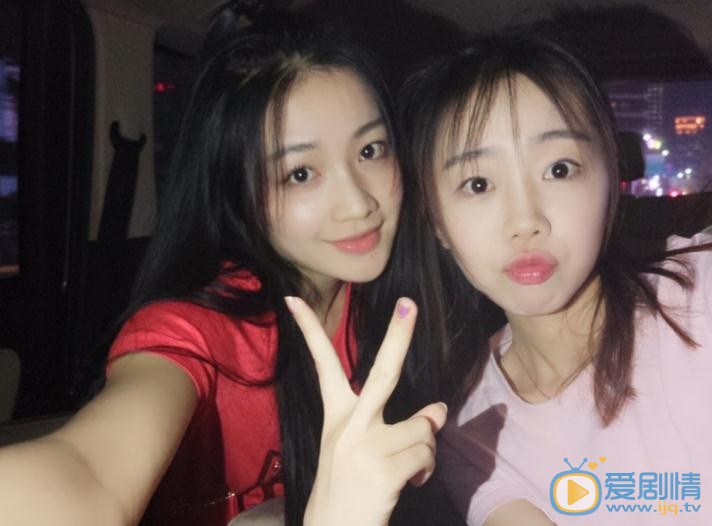 臧纯萱与人合照 臧纯萱高清写真_臧纯萱高清剧照