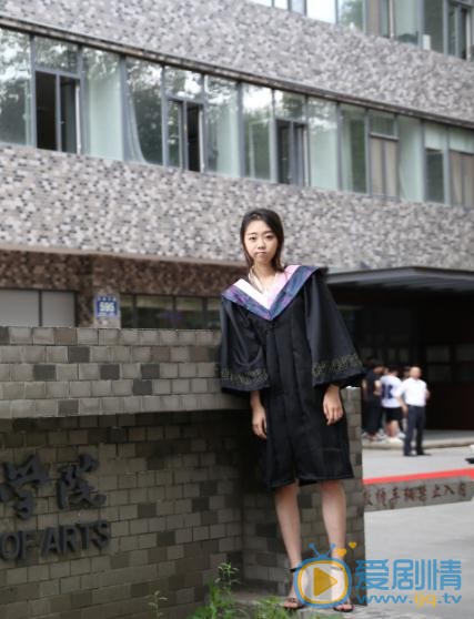 臧纯萱毕业照 臧纯萱高清写真_臧纯萱高清剧照