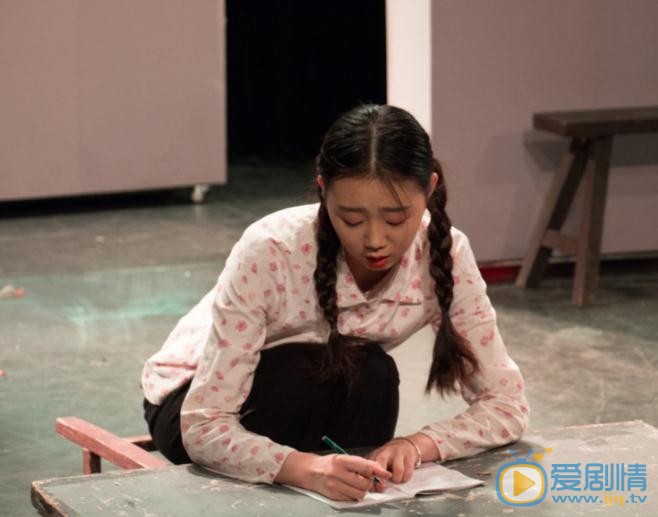 臧纯萱话剧照 臧纯萱高清写真_臧纯萱高清剧照