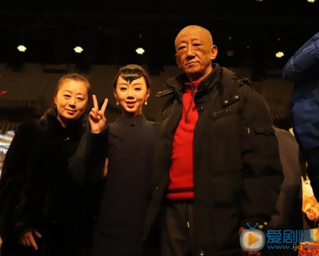 臧纯萱话剧照 臧纯萱高清写真_臧纯萱高清剧照