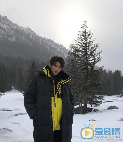 师铭泽旅游照 师铭泽高清写真_师铭泽高清剧照