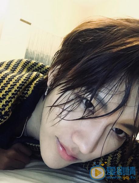 师铭泽生活照 师铭泽高清写真_师铭泽高清剧照