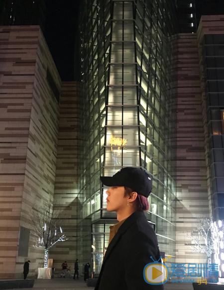 师铭泽生活照 师铭泽高清写真_师铭泽高清剧照