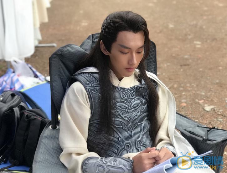 师铭泽片场照 师铭泽高清写真_师铭泽高清剧照