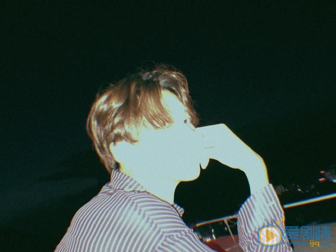 师铭泽生活照 师铭泽高清写真_师铭泽高清剧照