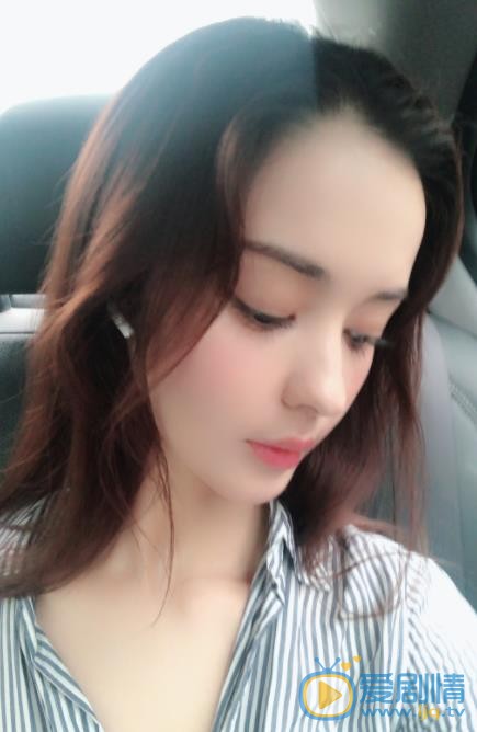 维妮自拍照 维妮高清写真_维妮高清剧照