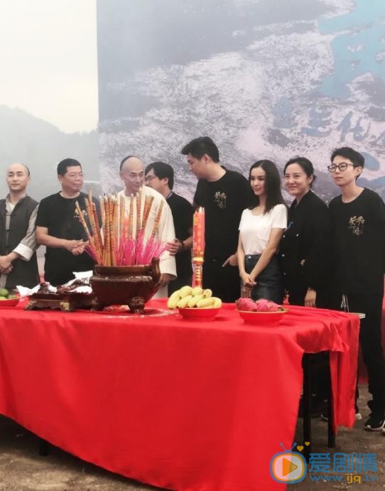 维妮现场照 维妮高清写真_维妮高清剧照