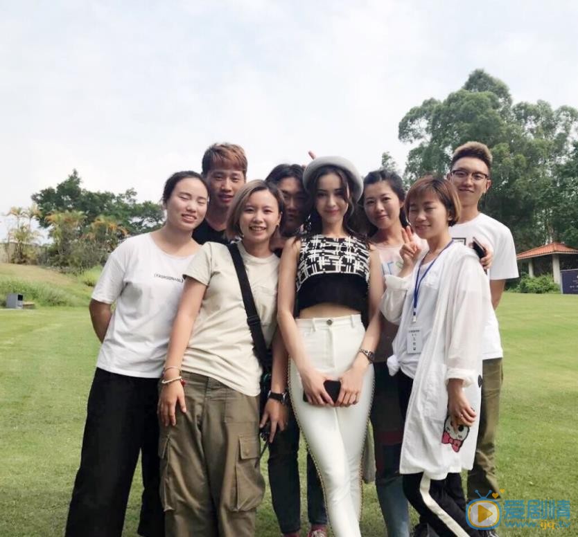 维妮现场照 维妮高清写真_维妮高清剧照