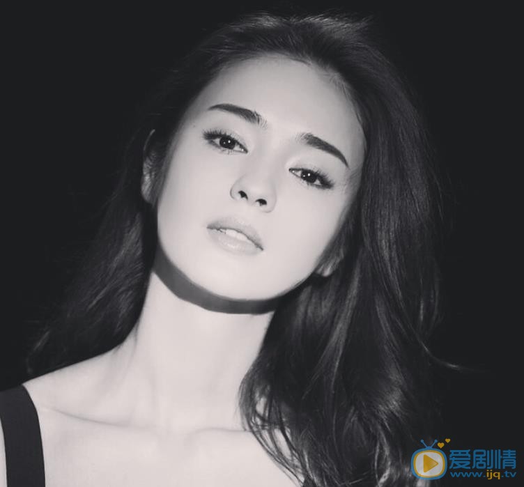 维妮生活照 维妮高清写真_维妮高清剧照