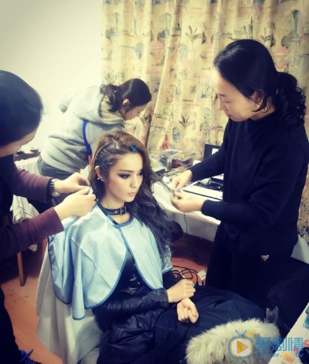 维妮《嗜血追凶》剧照 维妮高清写真_维妮高清剧照