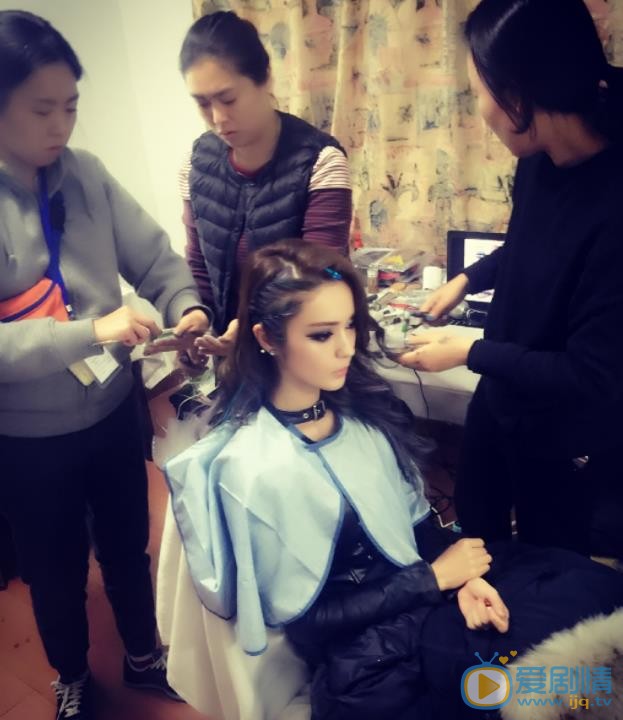 维妮《嗜血追凶》剧照 维妮高清写真_维妮高清剧照