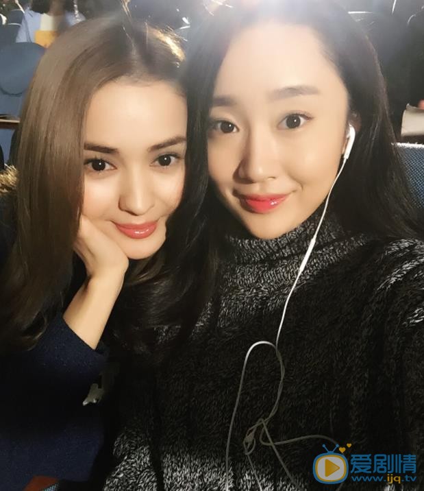 维妮与他人合照 维妮高清写真_维妮高清剧照