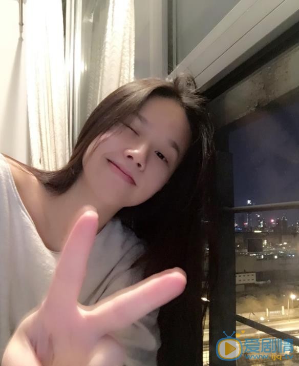 孟慧圆自拍照 孟慧圆高清写真_孟慧圆高清剧照