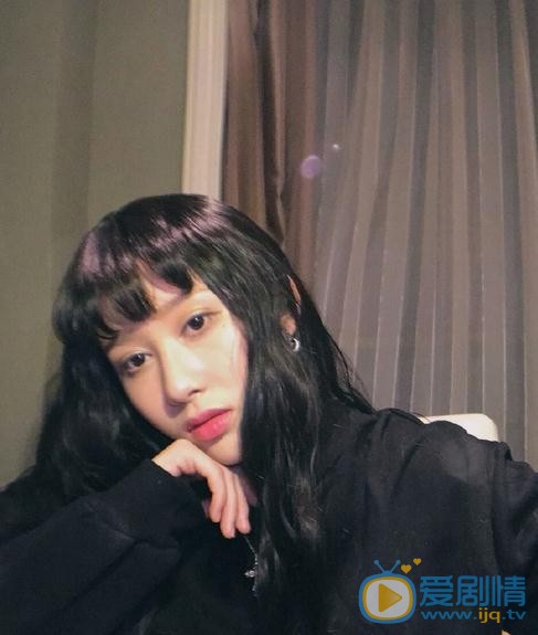 张新洁生活照 张新洁高清写真_张新洁高清剧照