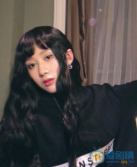 张新洁生活照 张新洁高清写真_张新洁高清剧照