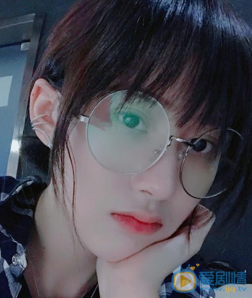 张新洁生活照 张新洁高清写真_张新洁高清剧照