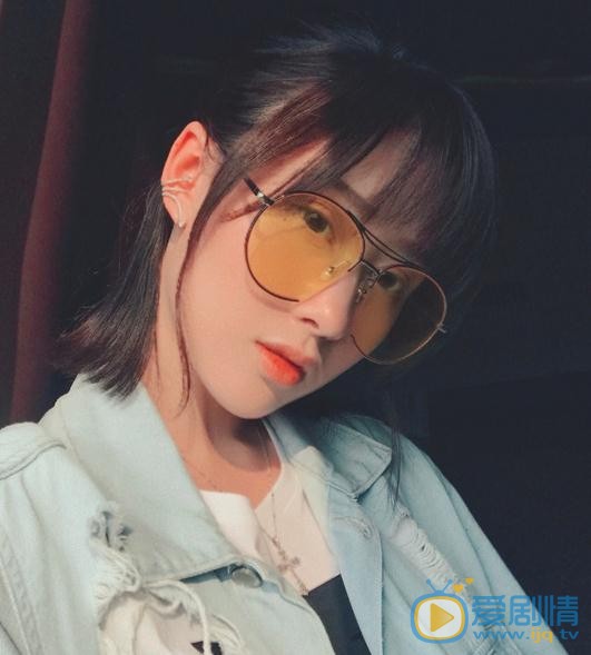 张新洁生活照 张新洁高清写真_张新洁高清剧照