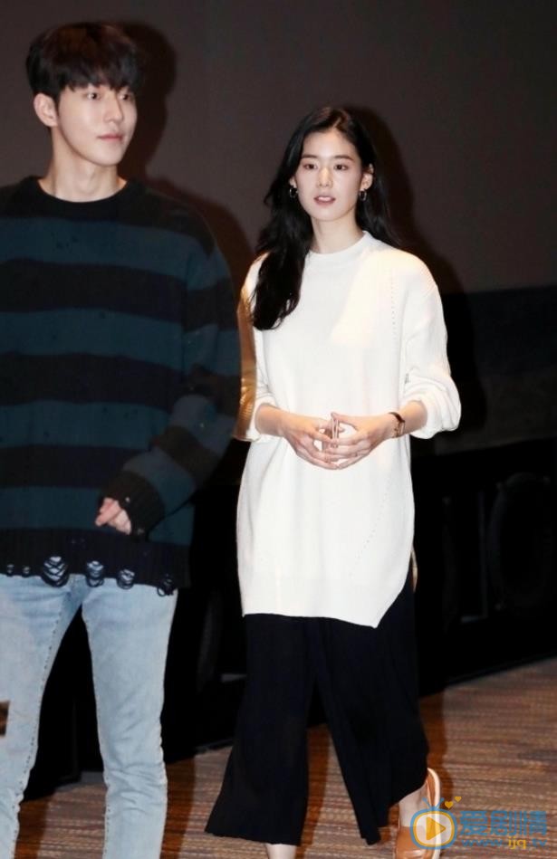 郑恩彩活动照 郑恩彩高清写真_郑恩彩高清剧照