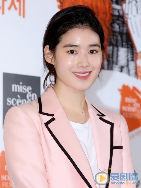 郑恩彩活动照 郑恩彩高清写真_郑恩彩高清剧照