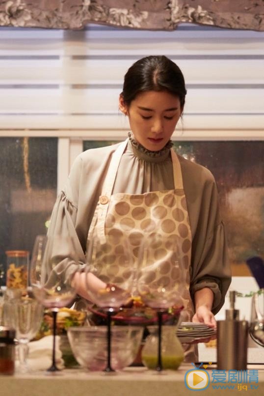 郑恩彩return剧照 郑恩彩高清写真_郑恩彩高清剧照