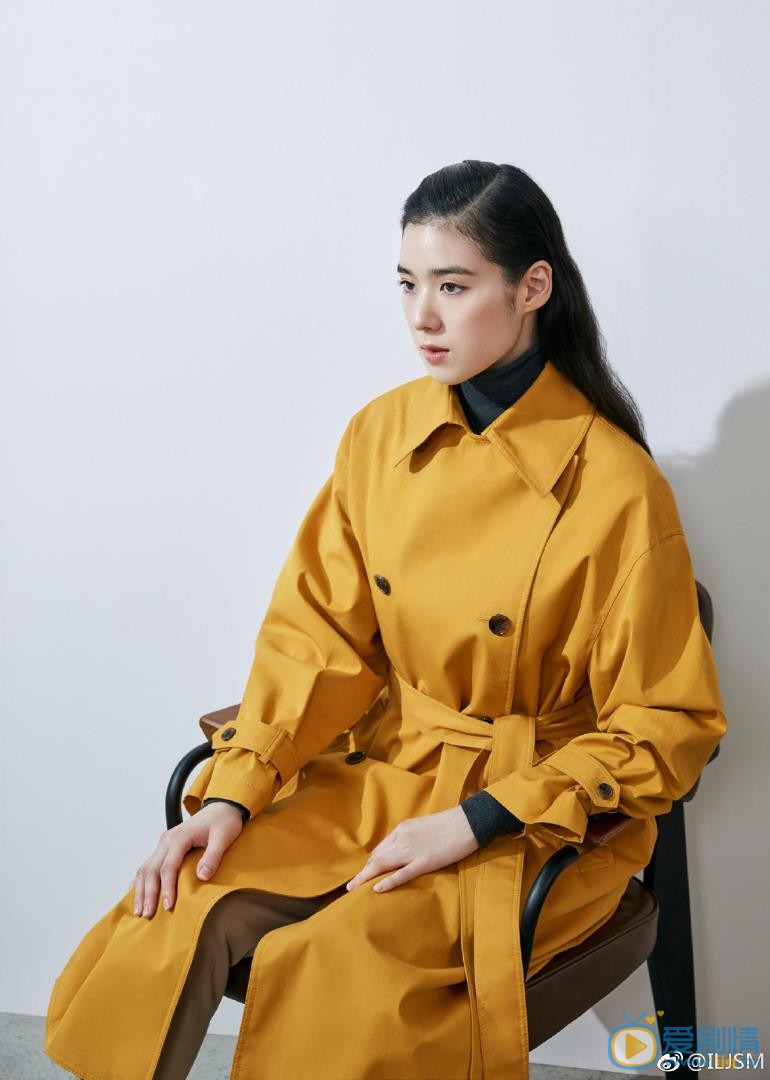 郑恩彩时尚杂志写真 郑恩彩高清写真_郑恩彩高清剧照