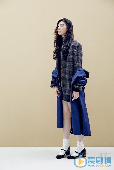 郑恩彩时尚杂志写真 郑恩彩高清写真_郑恩彩高清剧照
