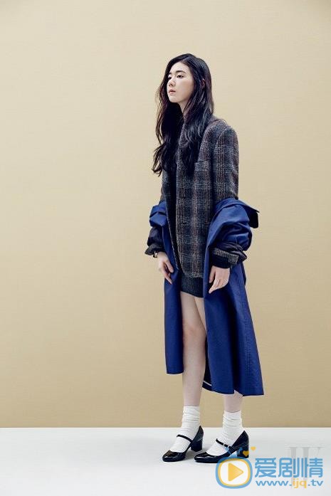 郑恩彩时尚杂志写真 郑恩彩高清写真_郑恩彩高清剧照