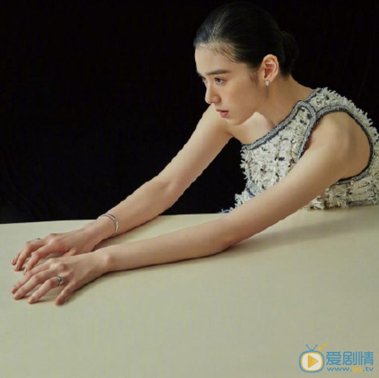 郑恩彩商业合作 郑恩彩高清写真_郑恩彩高清剧照