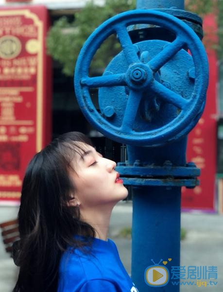 王亦然街拍写真 王亦然高清写真_王亦然高清剧照
