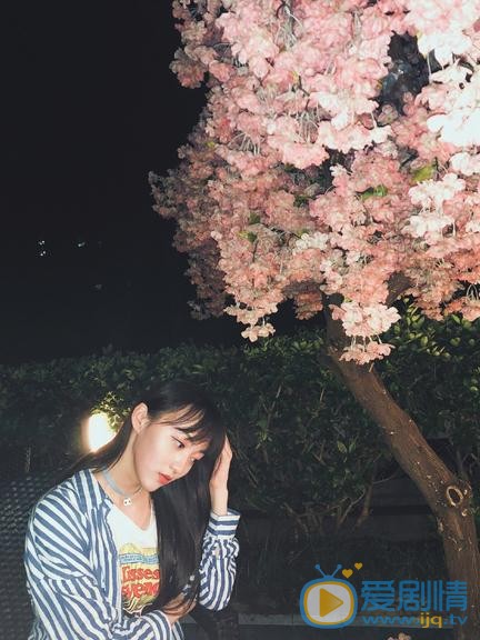 王亦然生活照 王亦然高清写真_王亦然高清剧照
