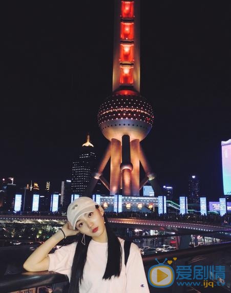 王亦然生活照 王亦然高清写真_王亦然高清剧照