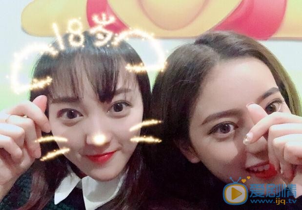 王亦然与人合照 王亦然高清写真_王亦然高清剧照