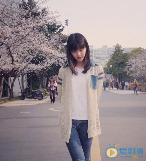 林昕宜花儿写真 林昕宜高清写真_林昕宜高清剧照