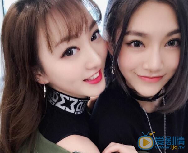 王亦然与人合照 王亦然高清写真_王亦然高清剧照