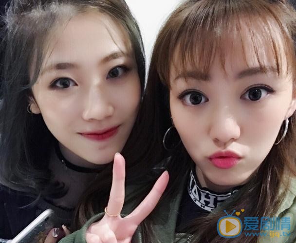王亦然与人合照 王亦然高清写真_王亦然高清剧照
