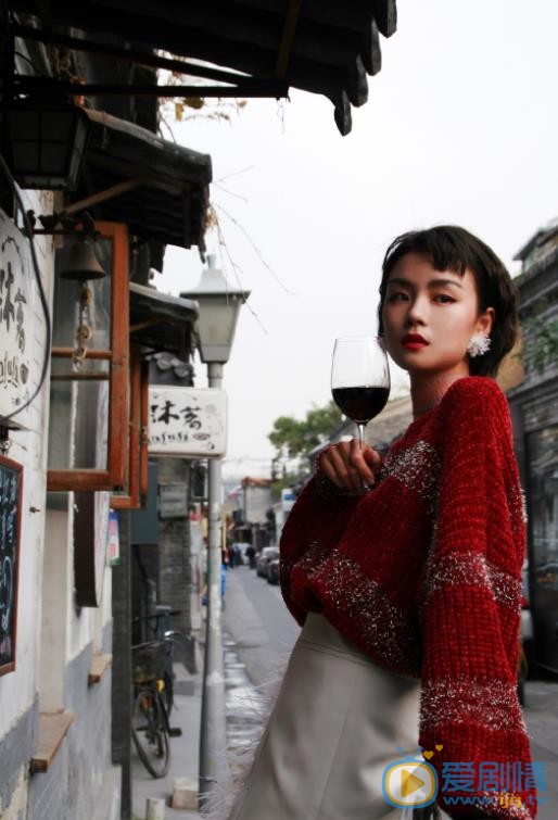张婉清街拍写真 张婉清高清写真_张婉清高清剧照