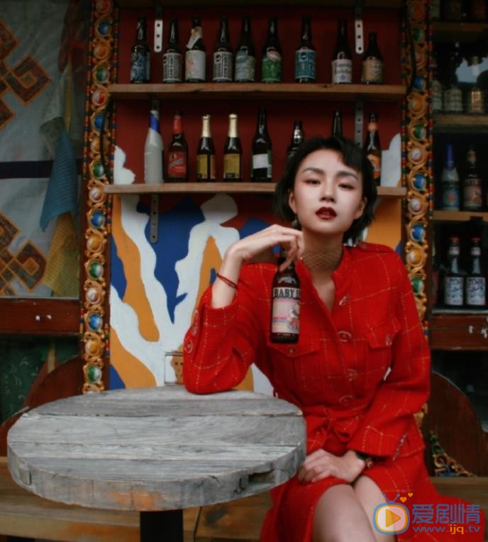 张婉清街拍写真 张婉清高清写真_张婉清高清剧照