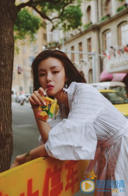 张婉清街拍写真 张婉清高清写真_张婉清高清剧照