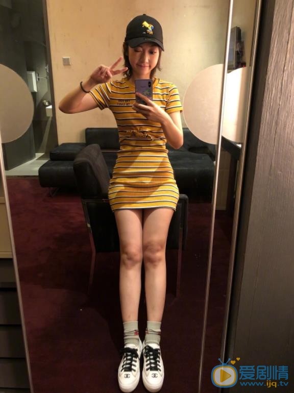 洪辰自拍照 洪辰高清写真_洪辰高清剧照