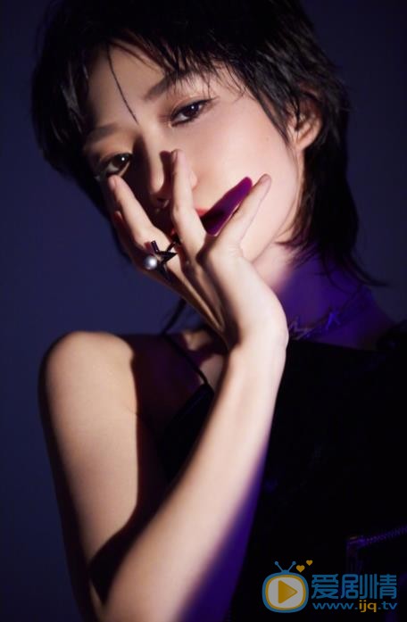 洪辰冷艳写真 洪辰高清写真_洪辰高清剧照