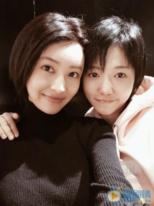 洪辰与他人合照 洪辰高清写真_洪辰高清剧照