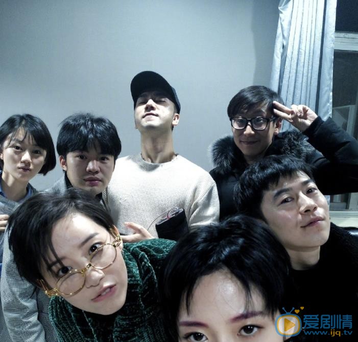 洪辰与他人合照 洪辰高清写真_洪辰高清剧照
