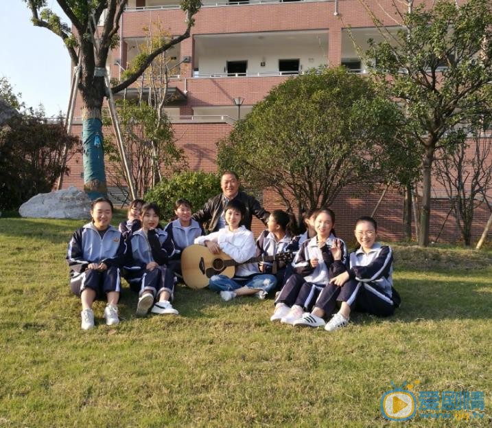 洪辰与他人合照 洪辰高清写真_洪辰高清剧照