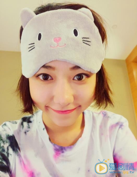 洪辰自拍照 洪辰高清写真_洪辰高清剧照