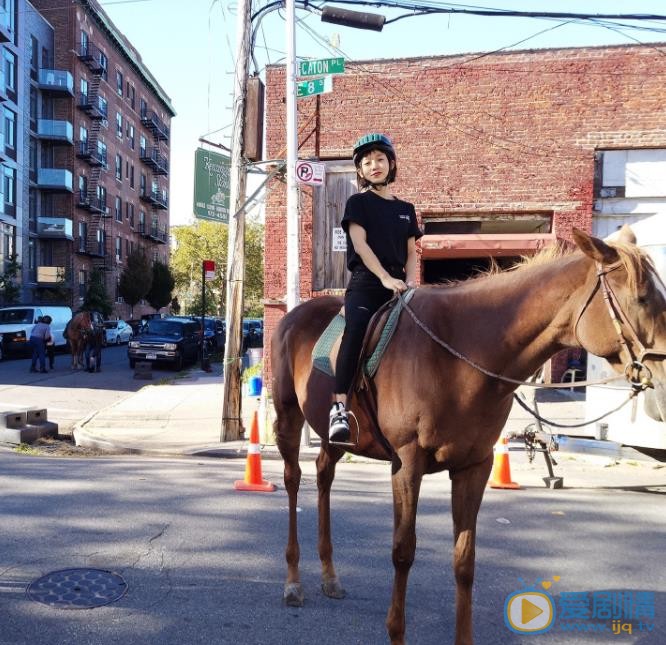 洪辰生活照 洪辰高清写真_洪辰高清剧照