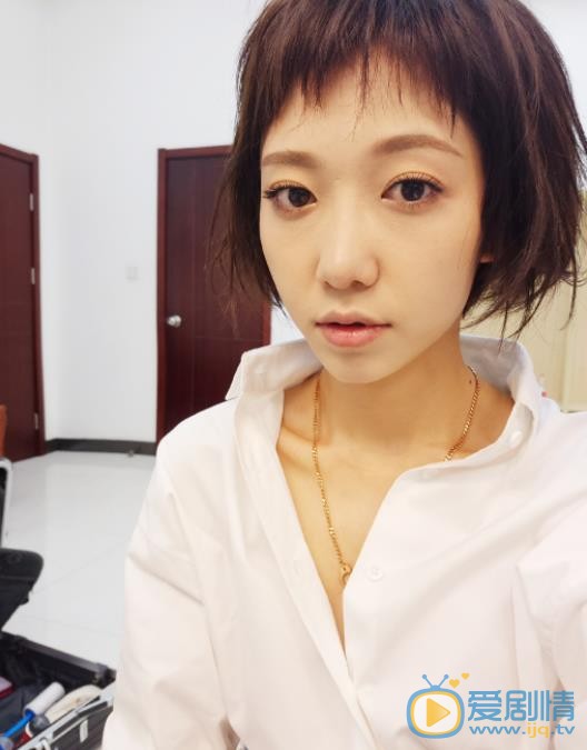 洪辰生活照 洪辰高清写真_洪辰高清剧照